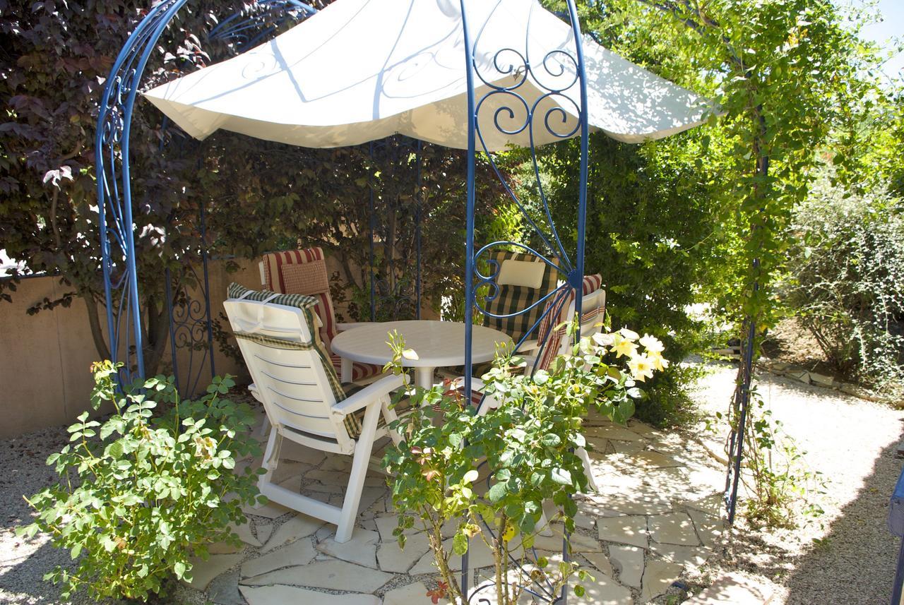 B&B Villa Viva Vitale Pierrevert Exterior foto